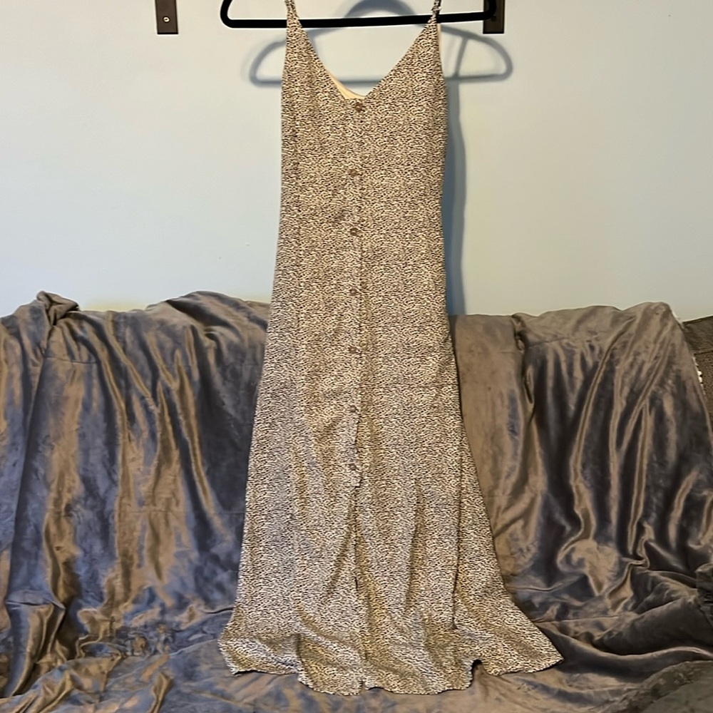 NWT Sienna Sky Midi Dress size Large